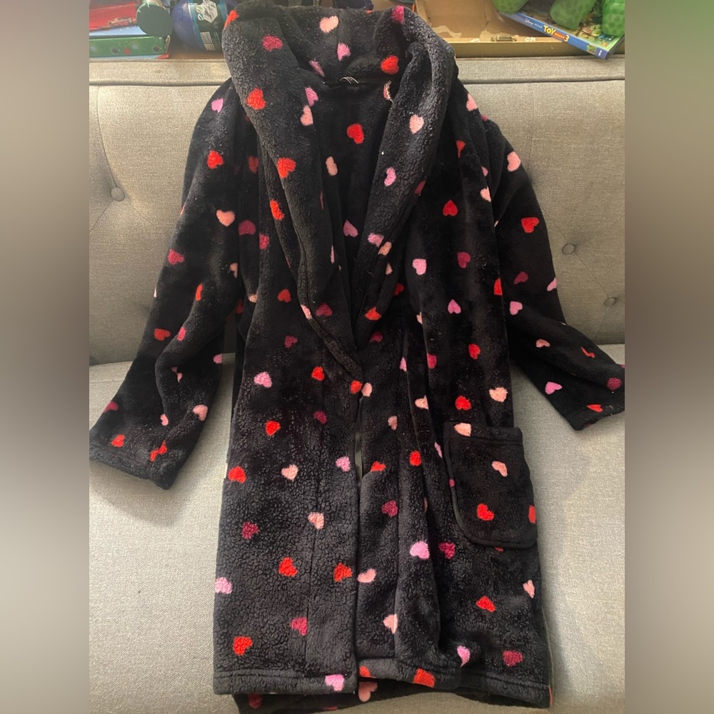 Victoria’s Secret fleece robe size XS